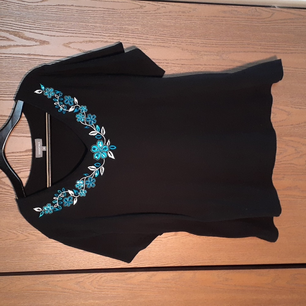Essentials womens vintage black cotton top with gorgeous embroidery 3X